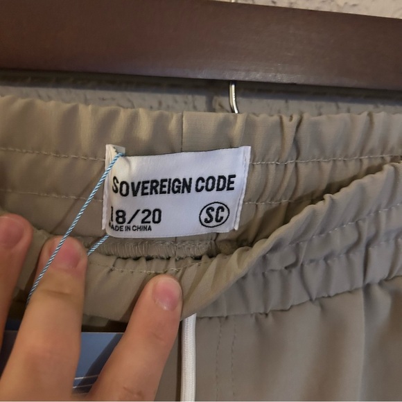 Sovereign Code NWT Youth Hyperloop Cargo Pants Size XL 18/20 Beige Casual - Picture 2 of 9